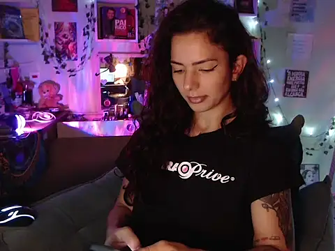 BeellyDance online show from 10/10/25, 07:24