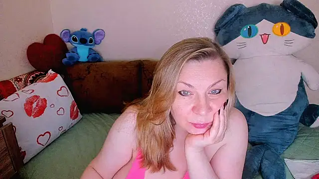 KerryBlareX online show from 10/25/25, 02:02