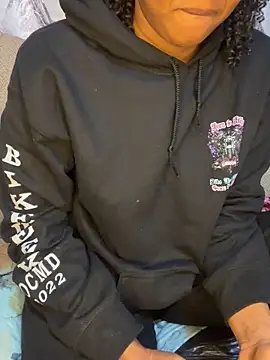 sweetestval online show from 10/25/25, 03:58