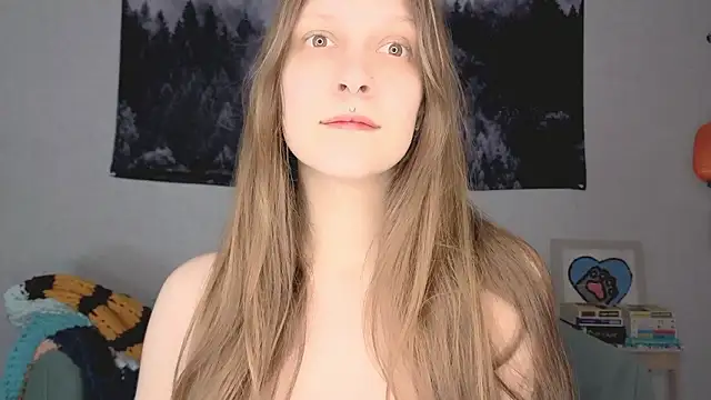 SolarAlice online show from 03/10/26, 04:56