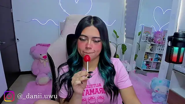 CuteDani  online show from 03/02/26, 02:24