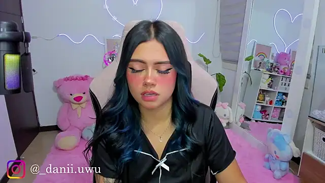 CuteDani  online show from 03/12/26, 03:56