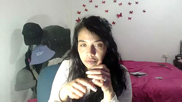 AmaraRoberts420 online show from 09/12/25, 03:39