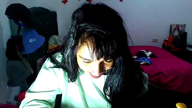 AmaraRoberts420 online show from 09/15/25, 06:41