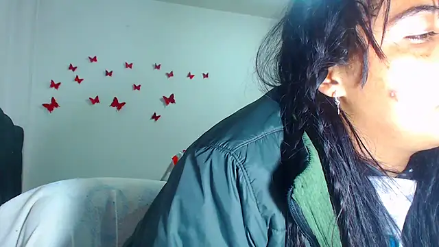 AmaraRoberts420 online show from 10/28/25, 12:47