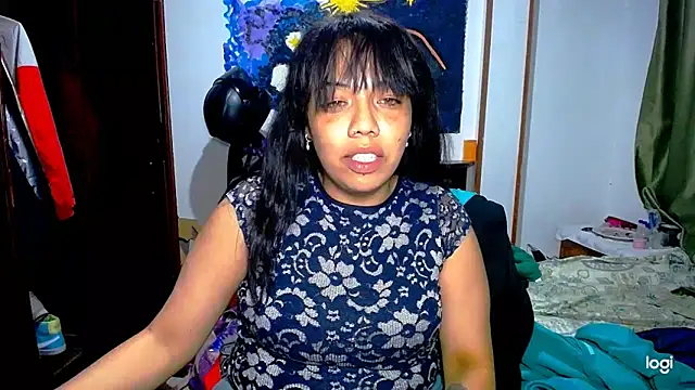 Snapshot of AmaraRoberts420 chatting on 05/19/26, 01:00 AmaraRoberts420 online show from 05/19/26, 01:00