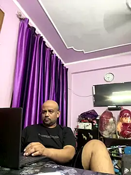 Dick 6inches online show from 10/15/25, 03:01