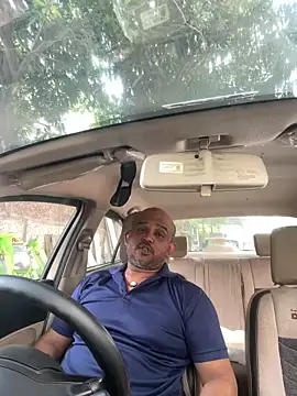 Dick 6inches online show from 11/02/25, 09:44