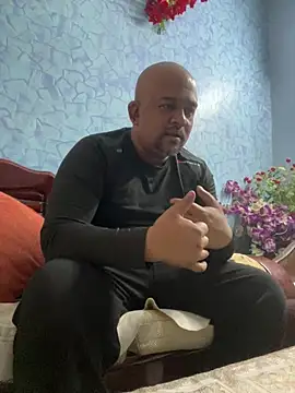 Dick 6inches online show from 03/05/26, 02:18