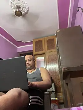 Dick 6inches online show from 04/04/26, 02:10