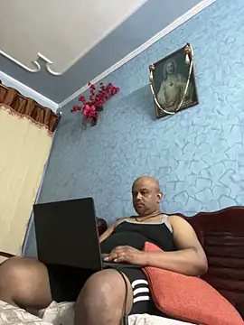 Dick 6inches online show from 04/08/26, 12:10