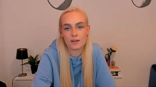 OliviaKisss online show from 09/16/25, 06:42