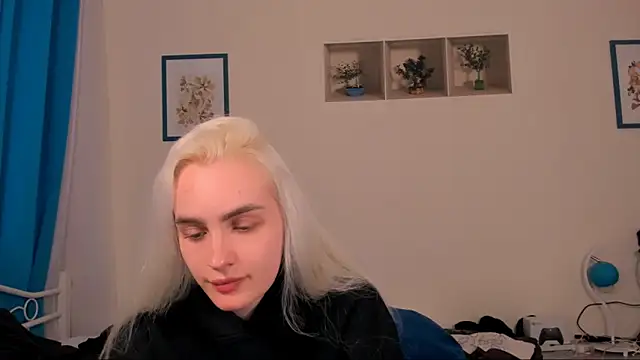OliviaKisss online show from 05/19/26, 05:30
