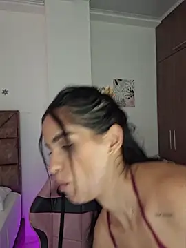 heyshaa online show from 02/28/26, 08:21