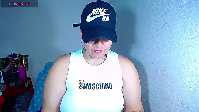 Yessi rousse online show from 12/27/24, 03:53