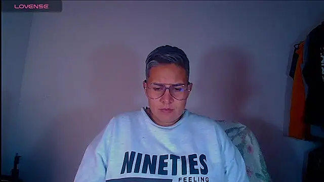 Yessi rousse online show from 11/26/25, 07:26