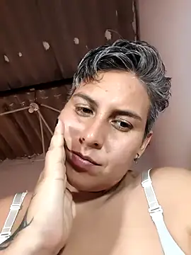 Yessi rousse online show from 03/13/26, 07:09