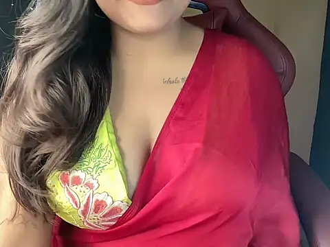 shanayaaa 1 online show from 01/12/25, 06:16