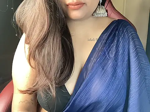 shanayaaa 1 online show from 02/04/25, 06:49