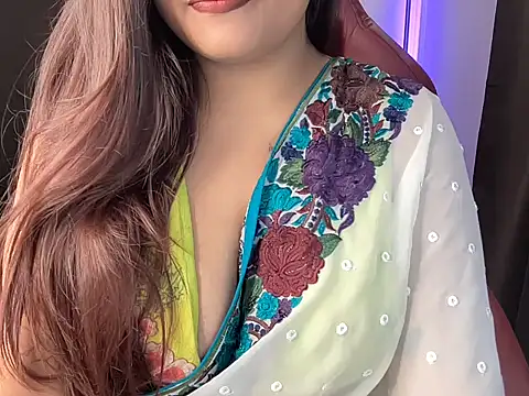 shanayaaa 1 online show from 10/15/25, 08:09