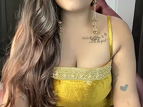 Snapshot of shanayaaa_1 chatting on 07/15/26, 07:41 shanayaaa 1 online show from 07/15/26, 07:41