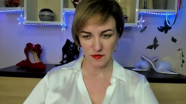 Snapshot of feliziaDesire chatting on 02/17/25, 07:10 feliziaDesire online show from 02/17/25, 07:10