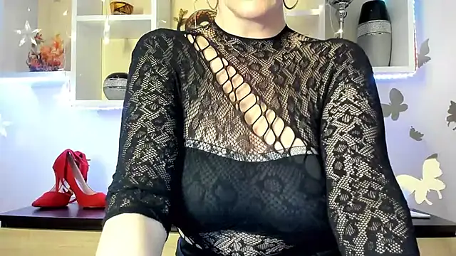 Snapshot of feliziaDesire chatting on 02/27/25, 06:09 feliziaDesire online show from 02/27/25, 06:09