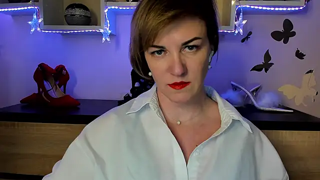 Snapshot of feliziaDesire chatting on 03/15/25, 01:07 feliziaDesire online show from 03/15/25, 01:07