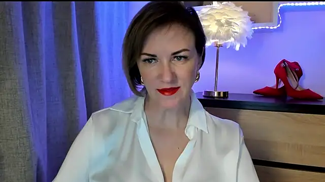 Snapshot of feliziaDesire chatting on 09/12/25, 05:51 feliziaDesire online show from 09/12/25, 05:51