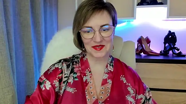 Snapshot of feliziaDesire chatting on 02/03/26, 01:49 feliziaDesire online show from 02/03/26, 01:49