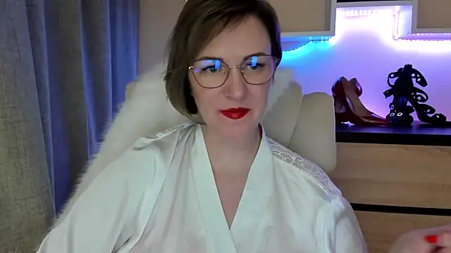 Snapshot of feliziaDesire chatting on 02/09/26, 01:59 feliziaDesire online show from 02/09/26, 01:59