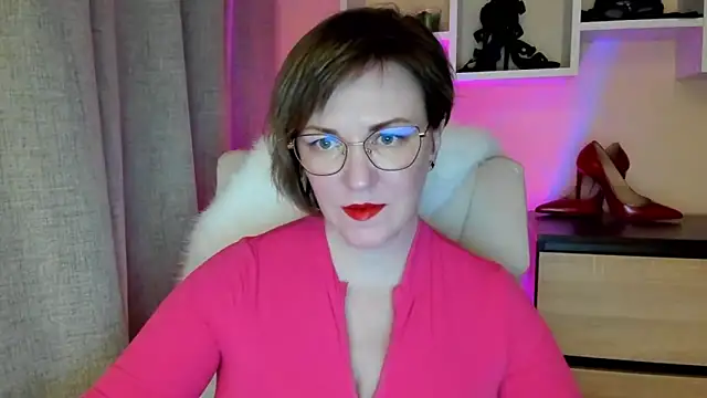 Snapshot of feliziaDesire chatting on 02/27/26, 12:49 feliziaDesire online show from 02/27/26, 12:49