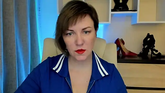 Snapshot of feliziaDesire chatting on 03/01/26, 09:22 feliziaDesire online show from 03/01/26, 09:22