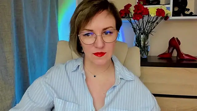 feliziaDesire online show from 04/05/26, 10:23