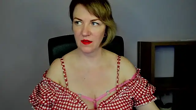 feliziaDesire online show from 04/15/26, 01:29