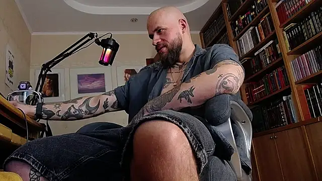 Snapshot of FindomJason chatting on 06/24/26, 11:09 FindomJason online show from 06/24/26, 11:09