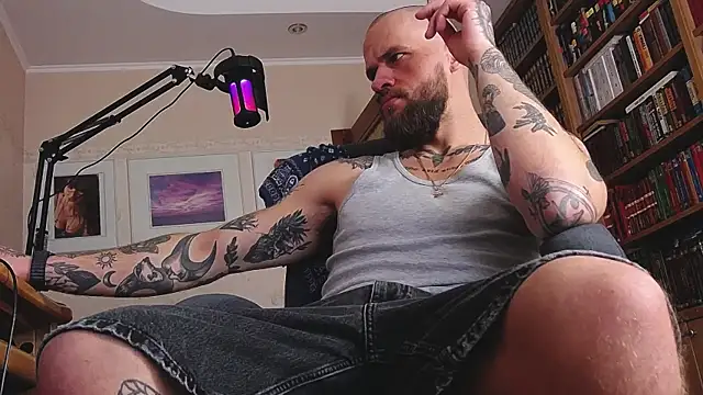 Snapshot of FindomJason chatting on 07/22/26, 12:19 FindomJason online show from 07/22/26, 12:19