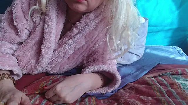 Snapshot of martachatte chatting on 05/01/26, 03:49 martachatte online show from 05/01/26, 03:49