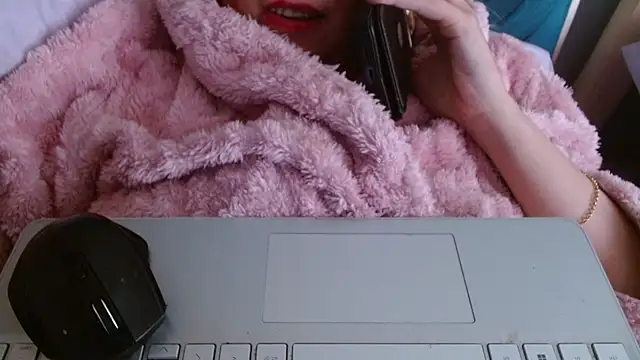 Snapshot of martachatte chatting on 05/21/26, 07:37 martachatte online show from 05/21/26, 07:37