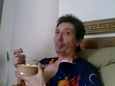 Snapshot of Pacobakan042 chatting on 03/22/25, 06:36 Pacobakan042 online show from 03/22/25, 06:36