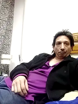 Snapshot of Pacobakan042 chatting on 09/27/25, 12:04 Pacobakan042 online show from 09/27/25, 12:04