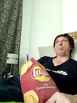 Snapshot of Pacobakan042 chatting on 10/16/25, 10:11 Pacobakan042 online show from 10/16/25, 10:11