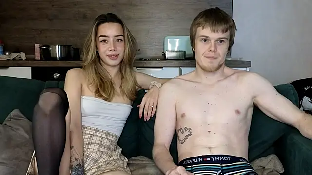 hornyassfuk1 online show from 09/21/25, 12:12