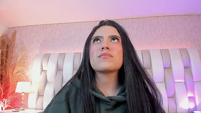 Rebeca jones online show from 02/12/26, 12:22