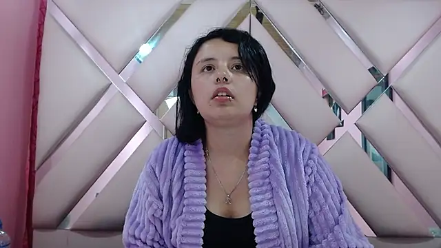 nathaly low1 online show from 11/20/25, 03:18