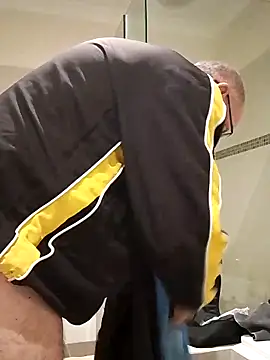 stiffandlubedxh online show from 12/19/25, 09:22