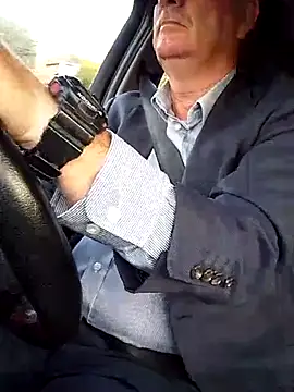 stiffandlubedxh online show from 02/10/26, 08:13