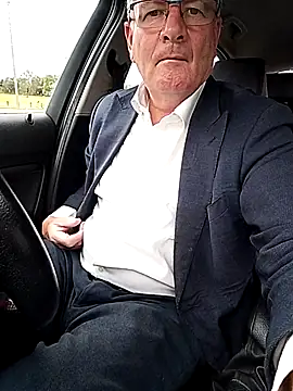 stiffandlubedxh online show from 03/16/26, 09:30