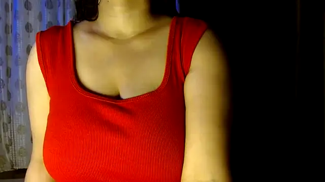 Snapshot of janifer001 chatting on 02/19/26, 12:39 janifer001 online show from 02/19/26, 12:39