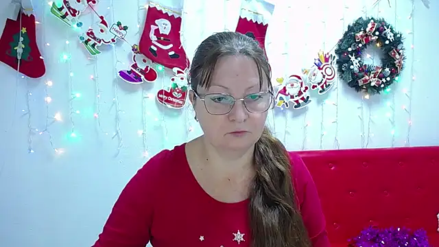 VanessaHotts online show from 12/28/24, 06:17